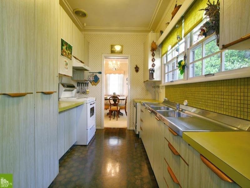 5 Dumfries Avenue, Mount Ousley NSW 2519