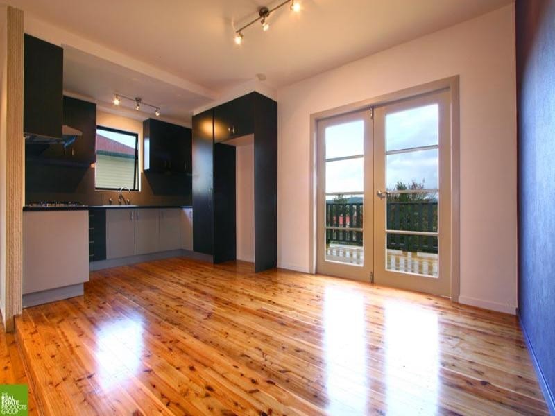 41 Rose Parade, Unanderra NSW 2526