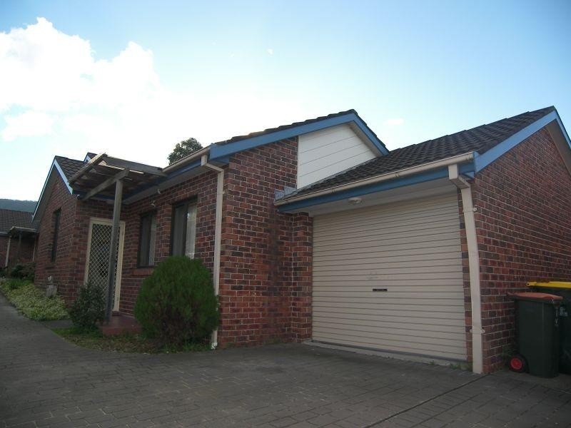 2/16 Cross Street, Corrimal NSW 2518