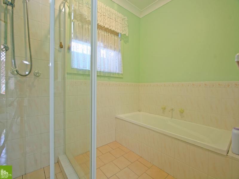 14 Ashmore Place, Kanahooka NSW 2530