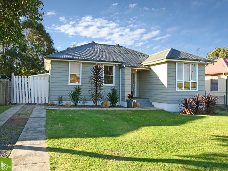 36 Graham Street, Unanderra NSW 2526