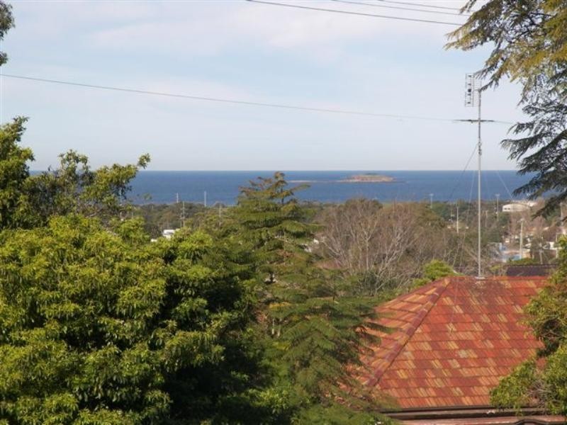 32 McKenzie Avenue, Wollongong NSW 2500