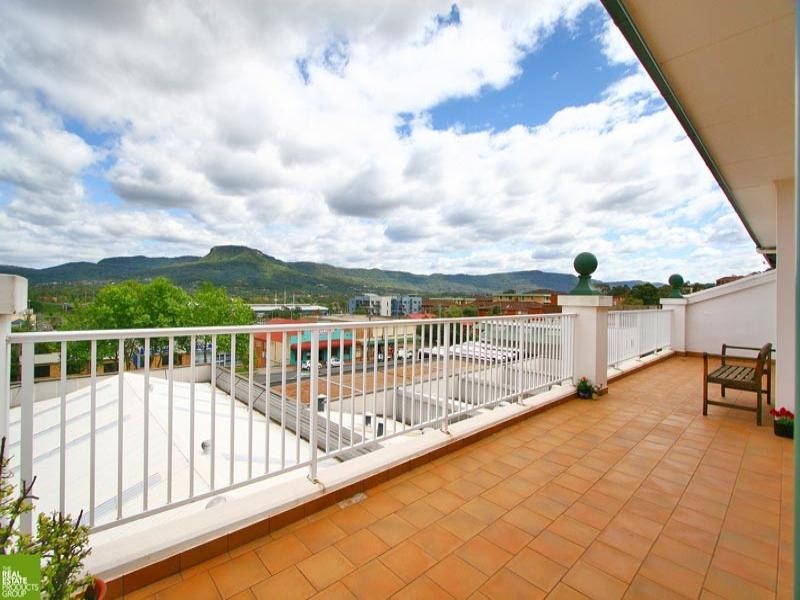 13/73 Campbell Street, Wollongong NSW 2500