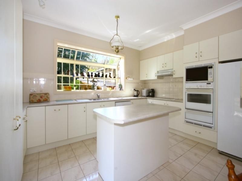 50 Yates Avenue, Mount Keira NSW 2500