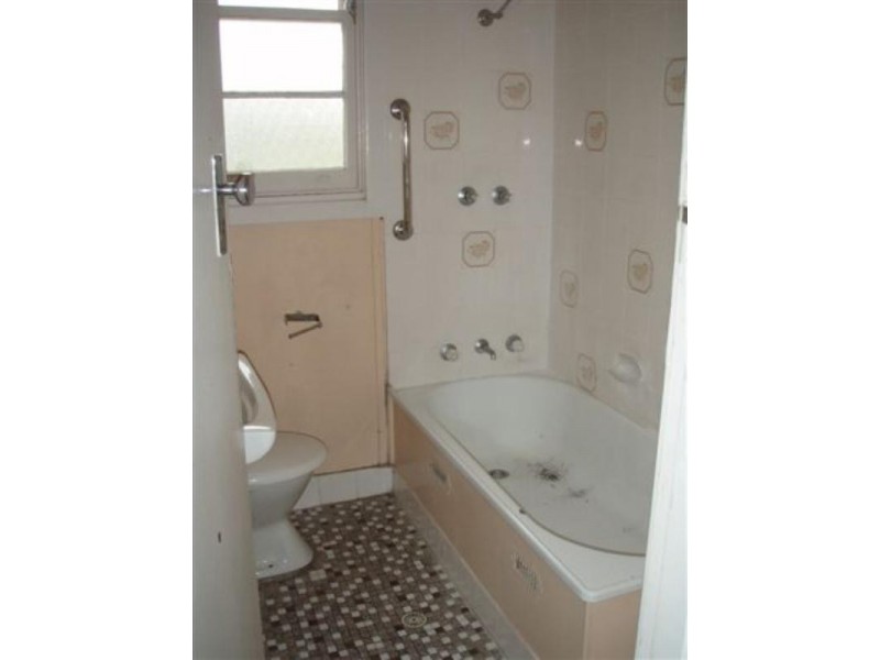 34 Massey Street, Berkeley NSW 2506