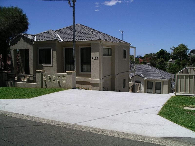 Mangerton NSW 2500