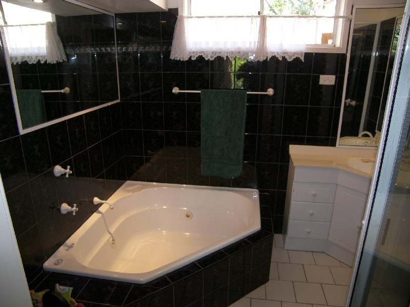 13 Langson Avenue, Figtree NSW 2525