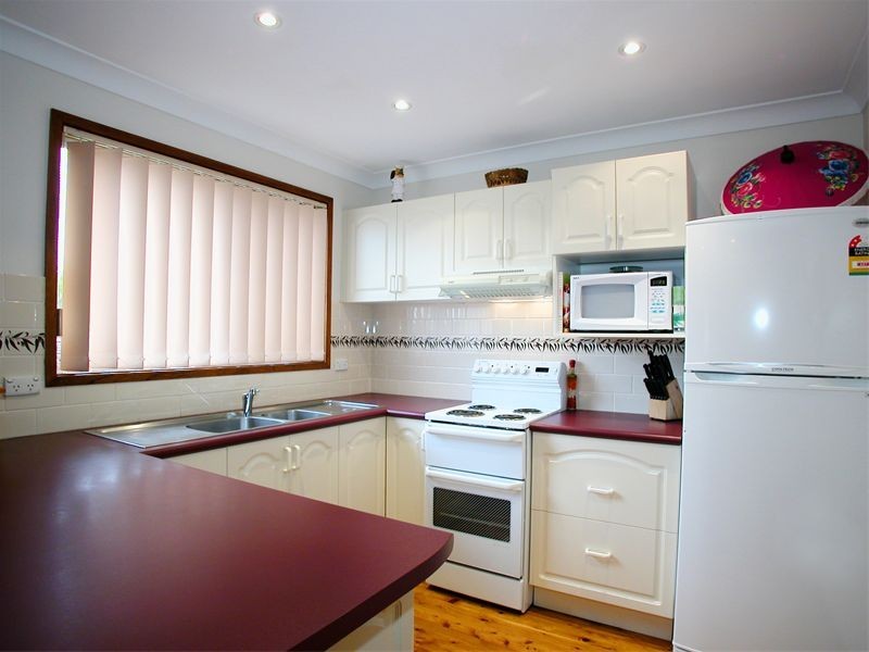 10 Owen Park Road, Bellambi NSW 2518