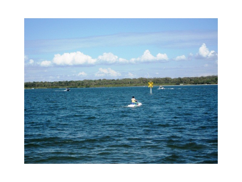 2 Oriole Close, Banksia Beach QLD 4507