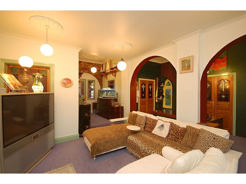 35 Brighton Road, Highgate Hill QLD 4101