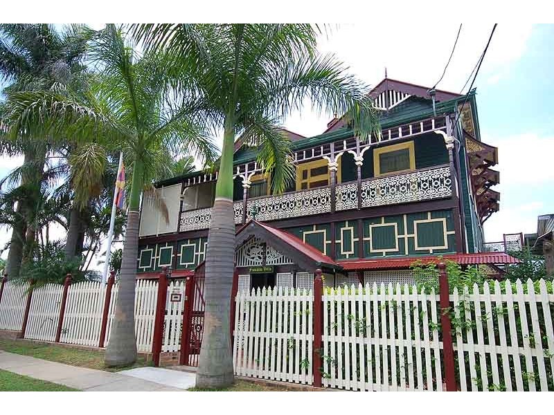 35 Brighton Road, Highgate Hill QLD 4101