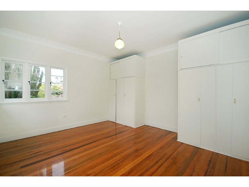 49 Vale Street, Moorooka QLD 4105