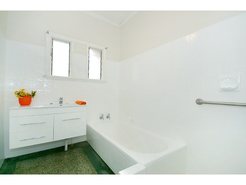 49 Vale Street, Moorooka QLD 4105