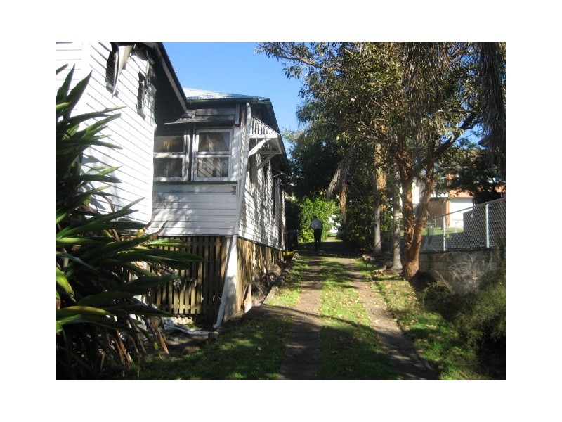 27 Portland Street, Annerley QLD 4103