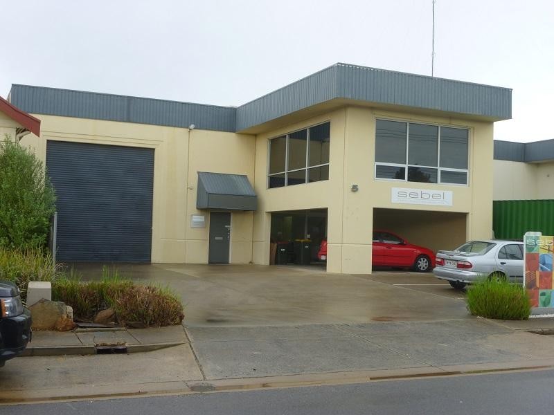 5 Marlow Road, Keswick SA 5035