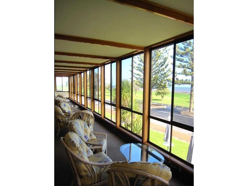 1 Marine Parade, Kingston Se SA 5275