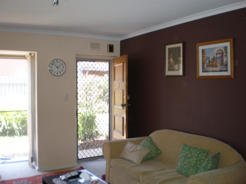 2/42 Third Avenue, St Morris SA 5068