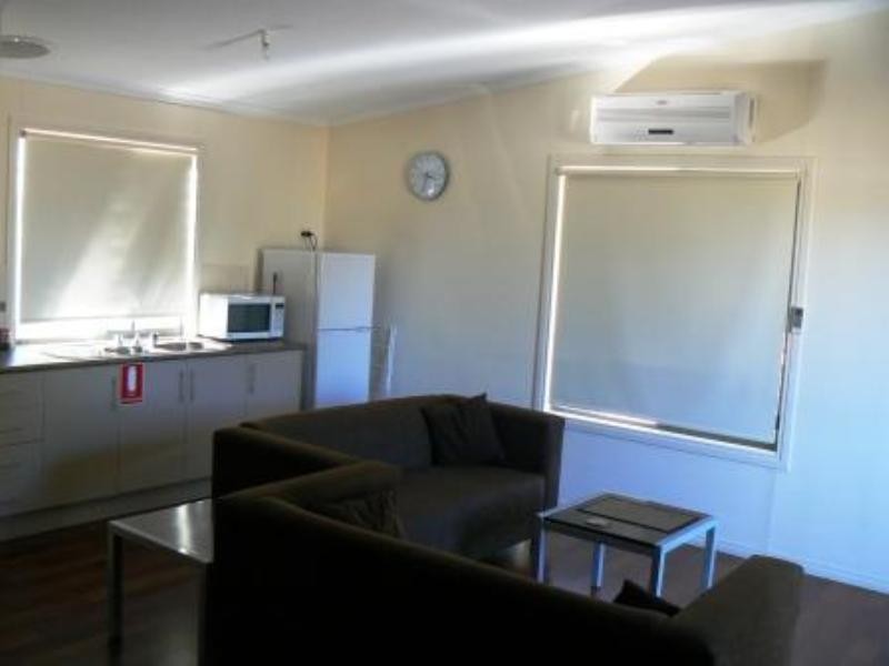 4 Le Messurier Street, Murray Bridge SA 5253