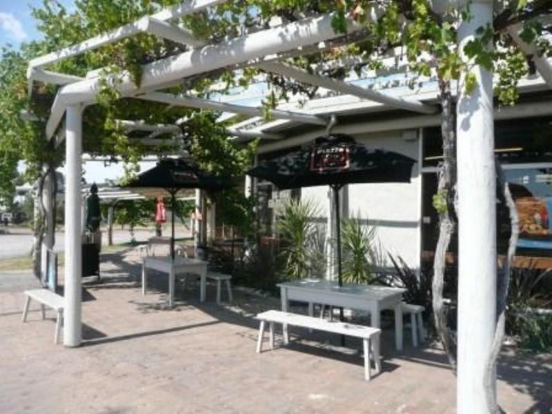 6 Princes Highway, Kingston Se SA 5275