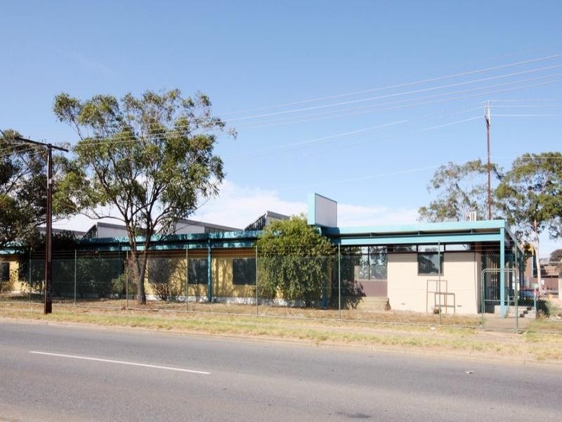 2 Peachey Road, Elizabeth West SA 5113