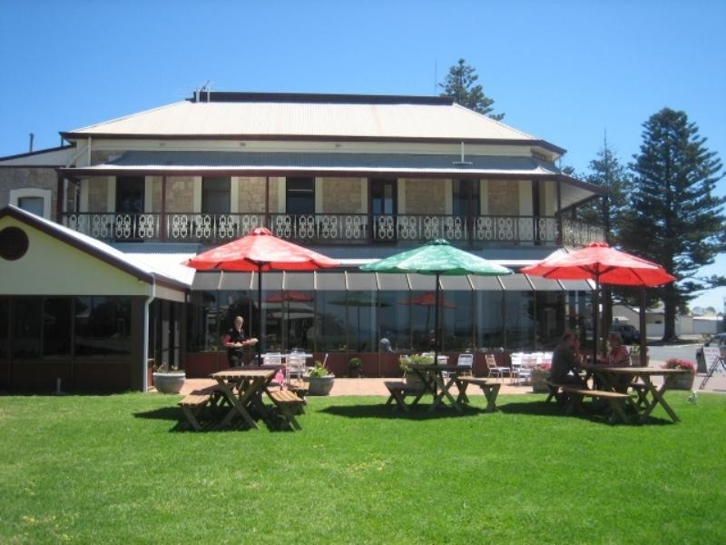 3 Railway Terrace, Beachport SA 5280