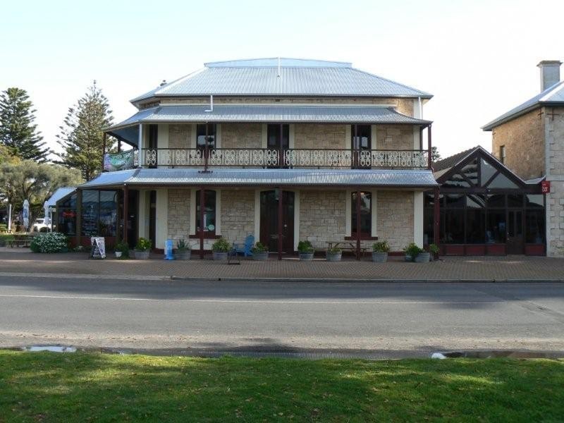 3 Railway Terrace, Beachport SA 5280