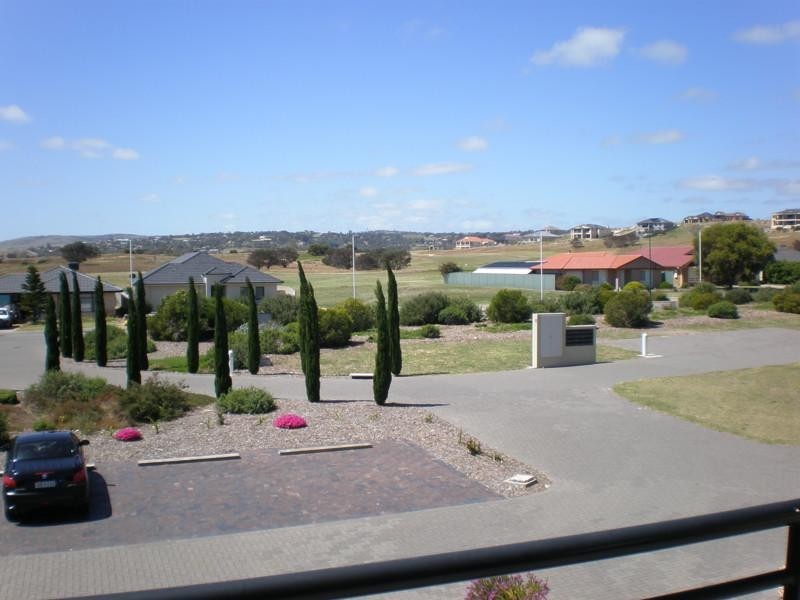 Townhouse 14 St Andrews Boulevard, Normanville SA 5204