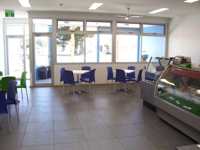 18 Railway Terrace, Beachport SA 5280