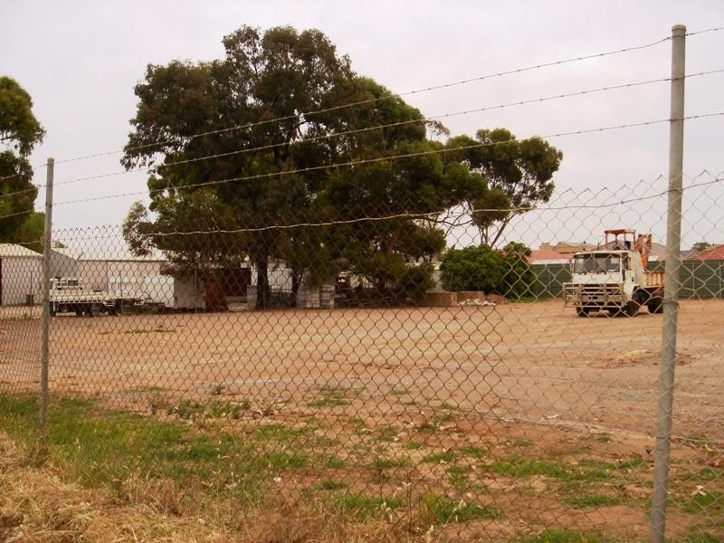 8 Dan Street, Mawson Lakes SA 5095