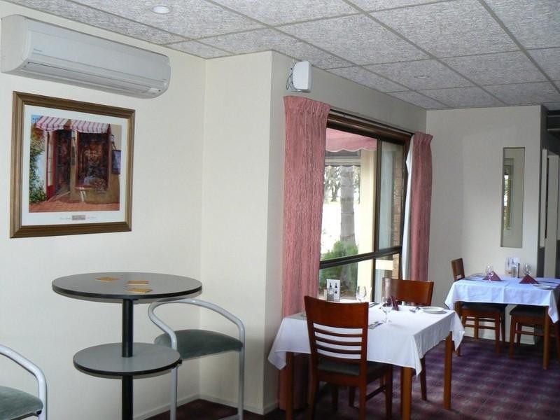 210 Renmark Avenue, Renmark SA 5341