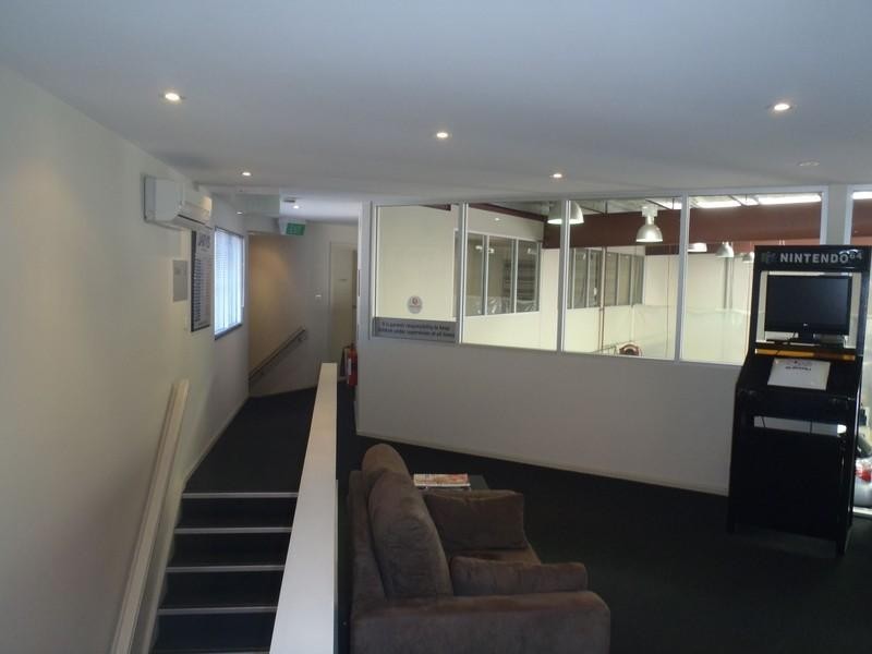 8 Hampton Road, Keswick SA 5035