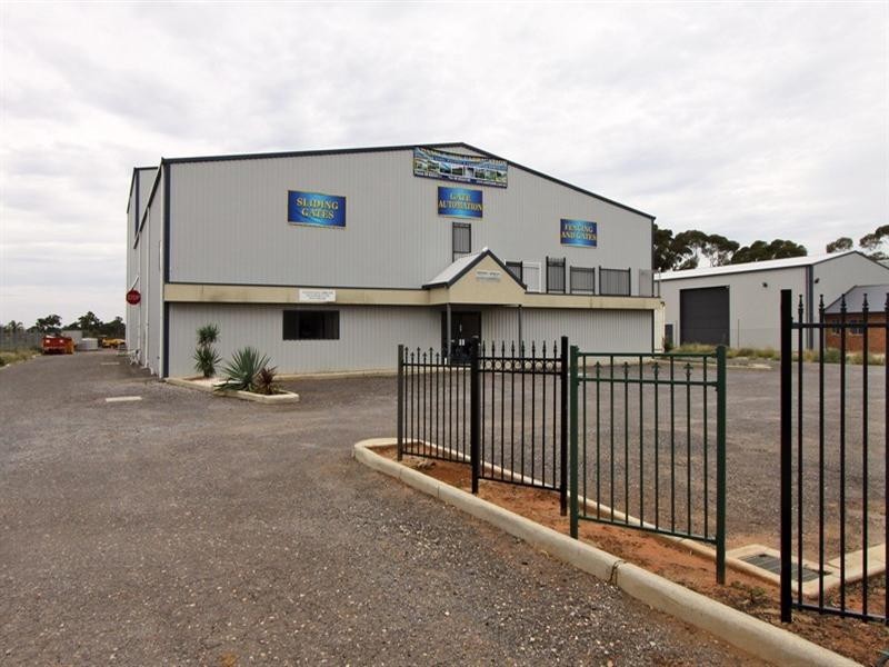 11 Bellchambers, Elizabeth West SA 5113