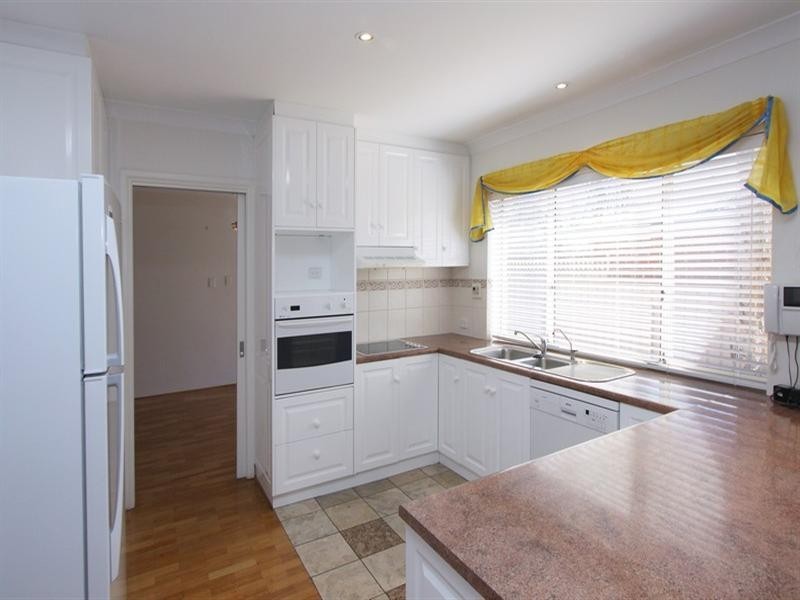 6 Dillon Court, Brompton SA 5007