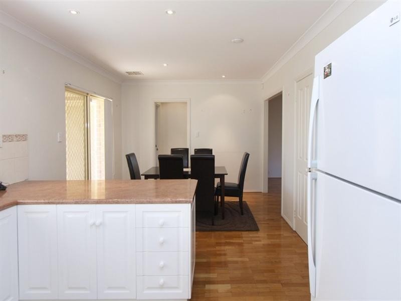 6 Dillon Court, Brompton SA 5007