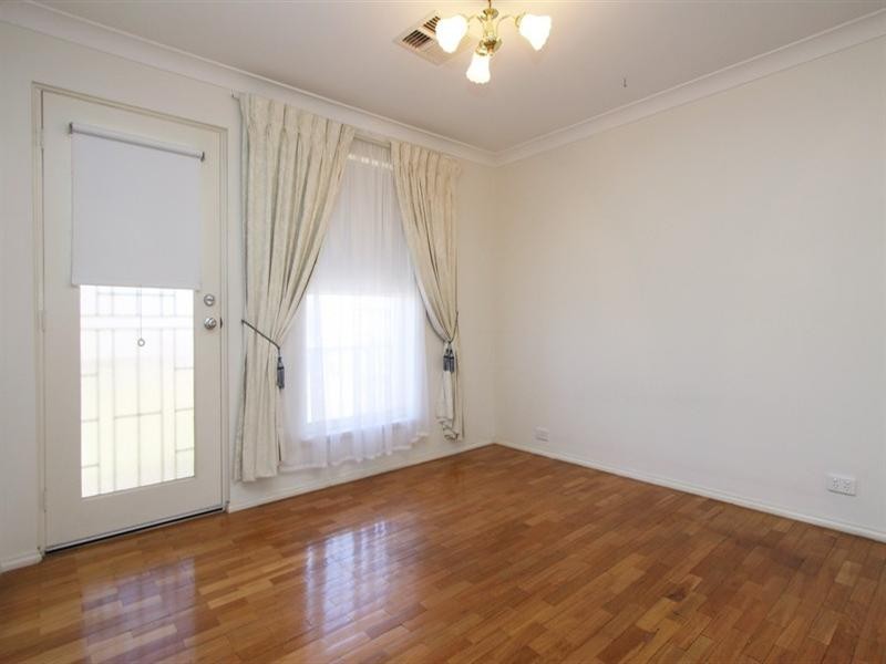 6 Dillon Court, Brompton SA 5007