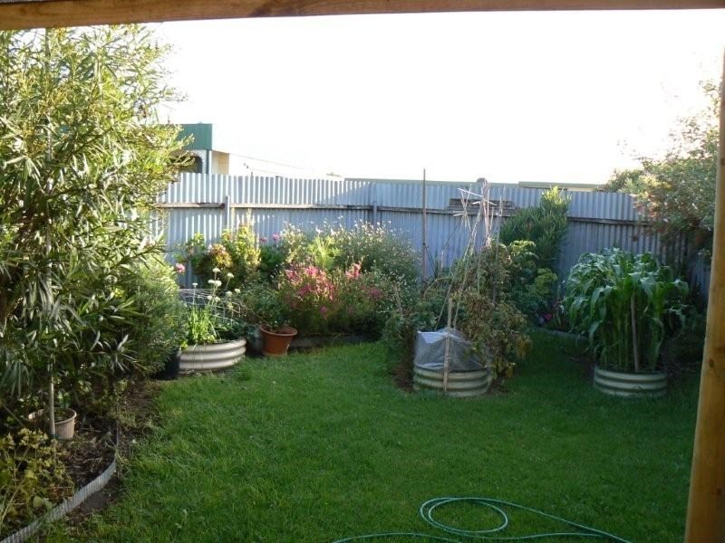 25 Dukes Highway, Bordertown SA 5268