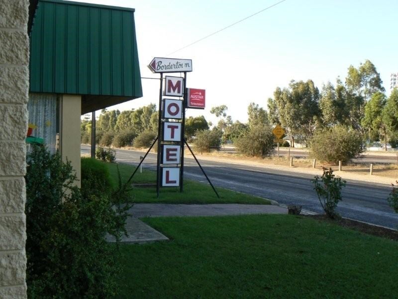 25 Dukes Highway, Bordertown SA 5268
