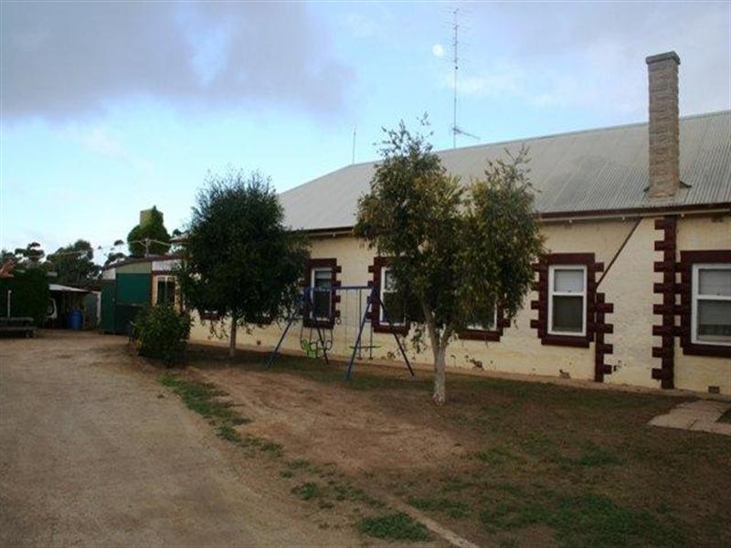 1 Darke Terrace, Darke Peak SA 5642