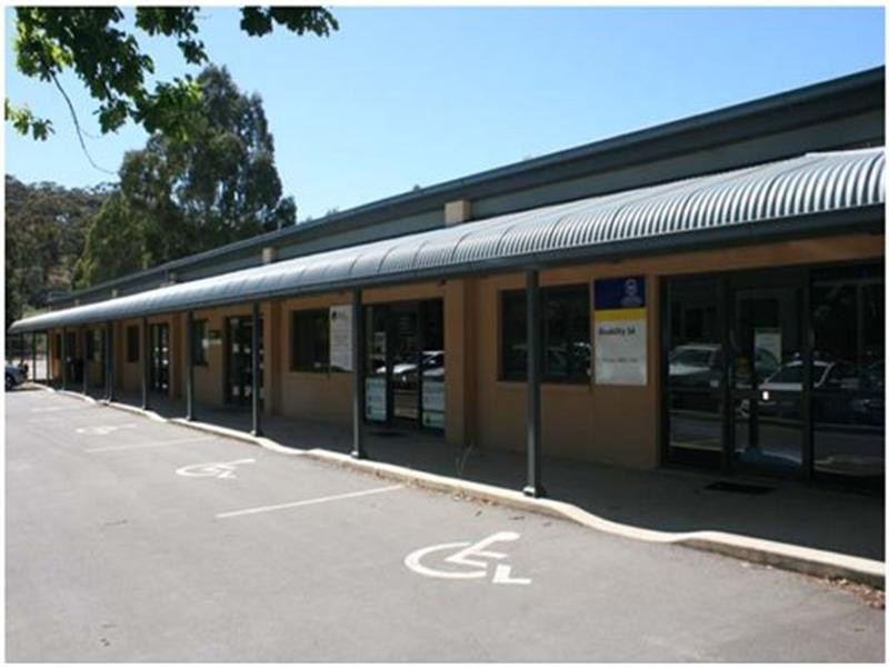 17 Lennon Street, Clare SA 5453