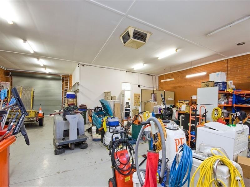 21(a) Nelson, Stepney SA 5069