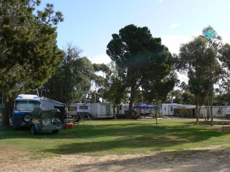 315 Old Adelaide Road, Murray Bridge SA 5253