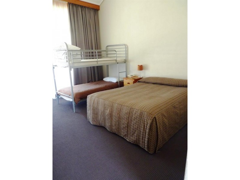 114 Church Street, Penola SA 5277