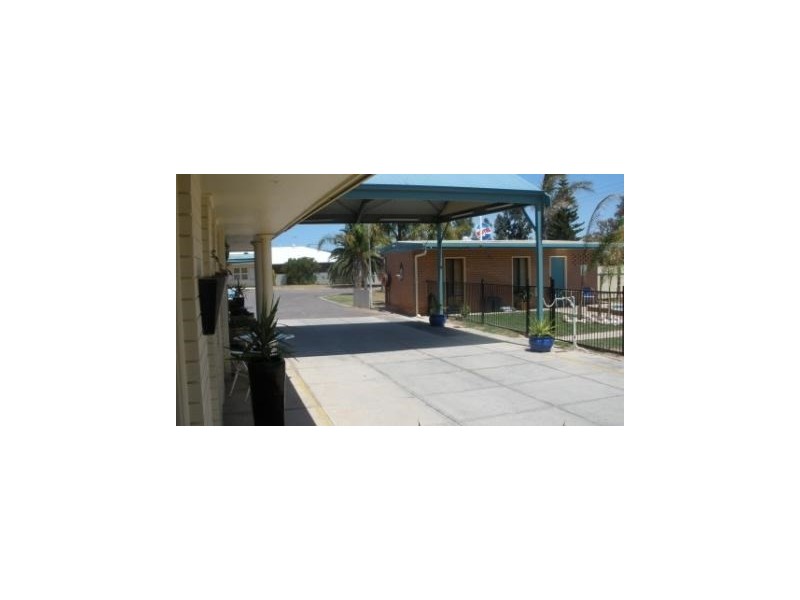 66 McKenzie Street, Ceduna SA 5690