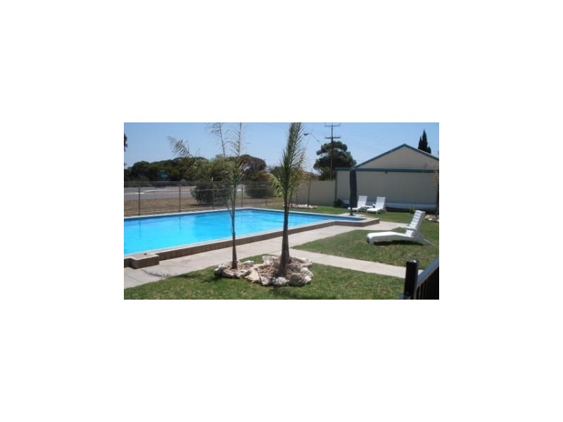 66 McKenzie Street, Ceduna SA 5690