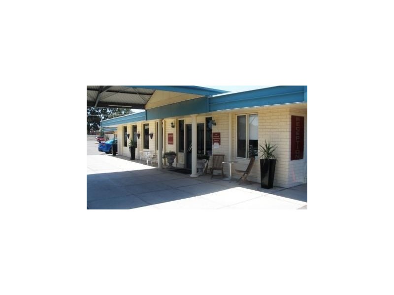 66 McKenzie Street, Ceduna SA 5690