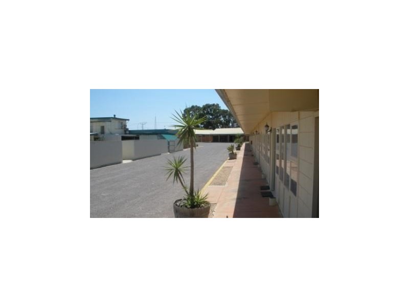 66 McKenzie Street, Ceduna SA 5690