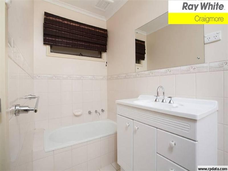 50 Bagalowie Crescent, Smithfield SA 5114