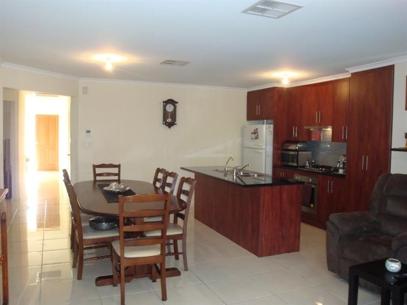 6 Gino Drive, Blakeview SA 5114