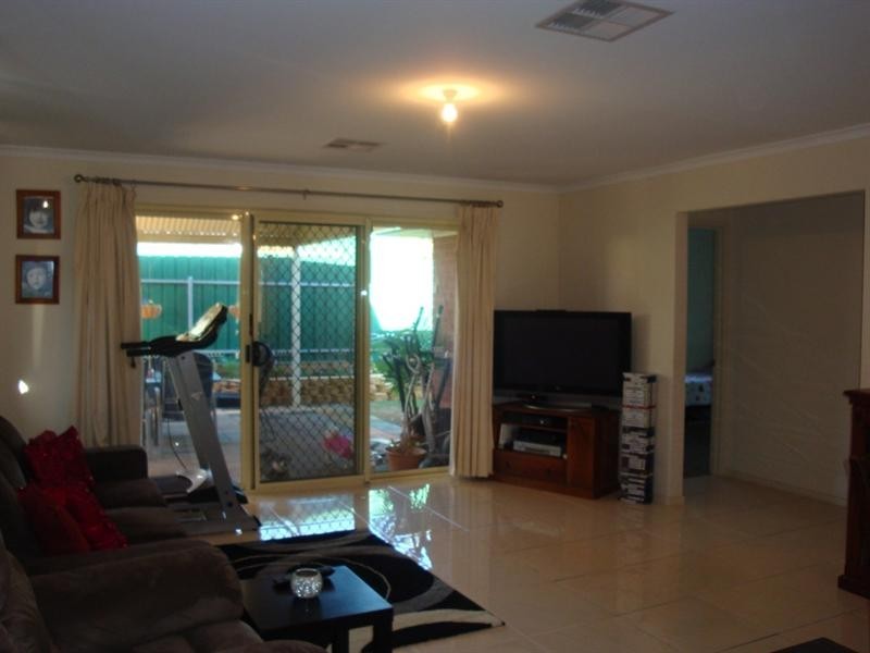 6 Gino Drive, Blakeview SA 5114