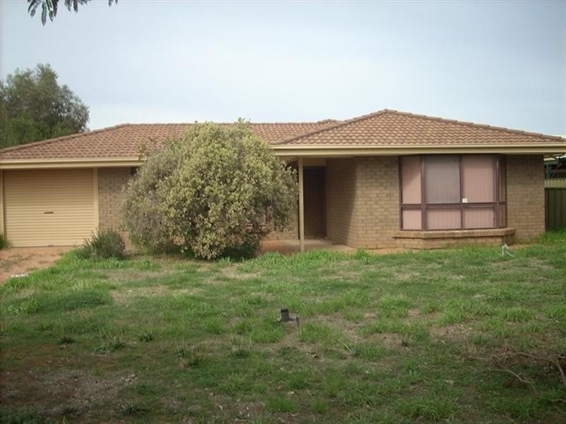 7 Leicester Grove, Andrews Farm SA 5114